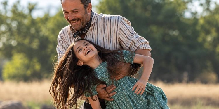 «یل»؛ چرا فضاسازی هالیوودی و تیپ‌های کلیشه‌ای آن را غیرقابل باور کرده‌اند؟