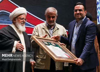 تجلیل از فعالان حوزه شور و شعور حسینی در یزد