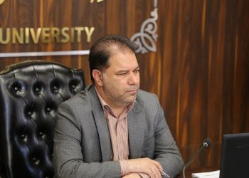 مطالبات اعضای هیئت علمی دانشگاه لرستان به رئیس دانشگاه ارائه شد