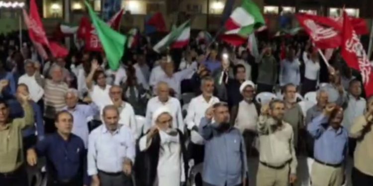 گالیکشی‌ها دوباره در تجمع شبانه به خیابان‌ها آمدند
