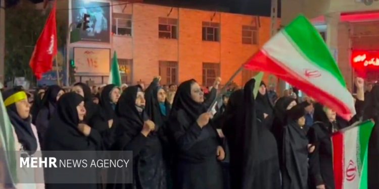 اجتماع بزرگ خون‌خواهی برای رهبر شهید در مشگین‌شهر