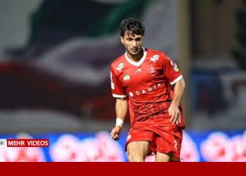 صادقی با شوتی مهارناپذیر، پرسپولیس را به گل سوم رساند!
