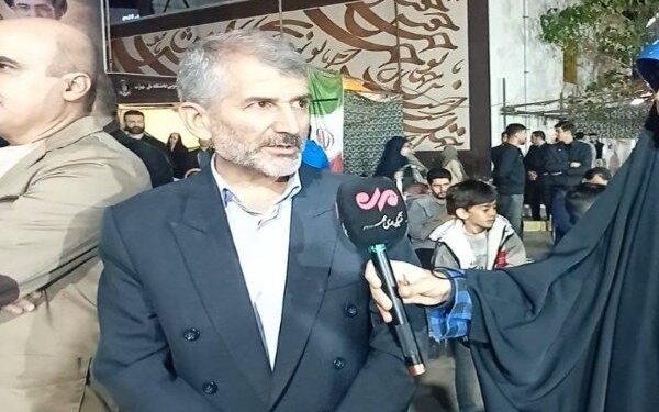 پیام قاطع مردم سنندج به دشمنان ایران در تجمع شبانه