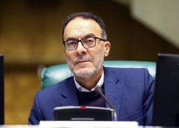 اراک؛ پیشگام ارتقای جایگاه مرکزی در برنامه‌های ملی
