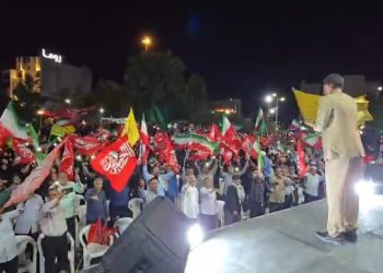 تجمع مردم بوشهر در شب ۲۳۴ به یاد خاطرات گذشته