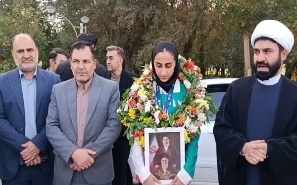 استقبال گرم از غزل فتحی، قهرمان برنز جهانی