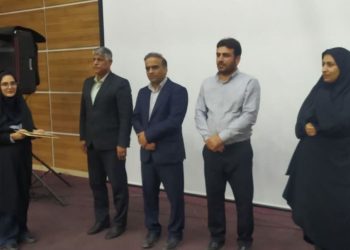 همایش بزرگداشت مدیران مدارس گناوه برگزار گردید