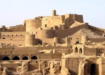 خشت؛ وقتی معماری از دل خاک، خاطره می‌سازد